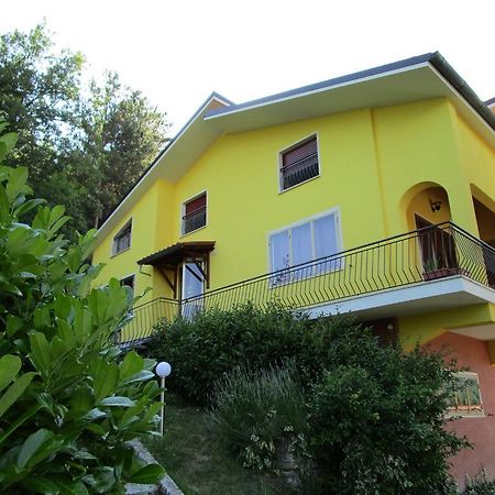 Casa Balducci Bed&Breakfast Mercatello sul Metauro Bagian luar foto