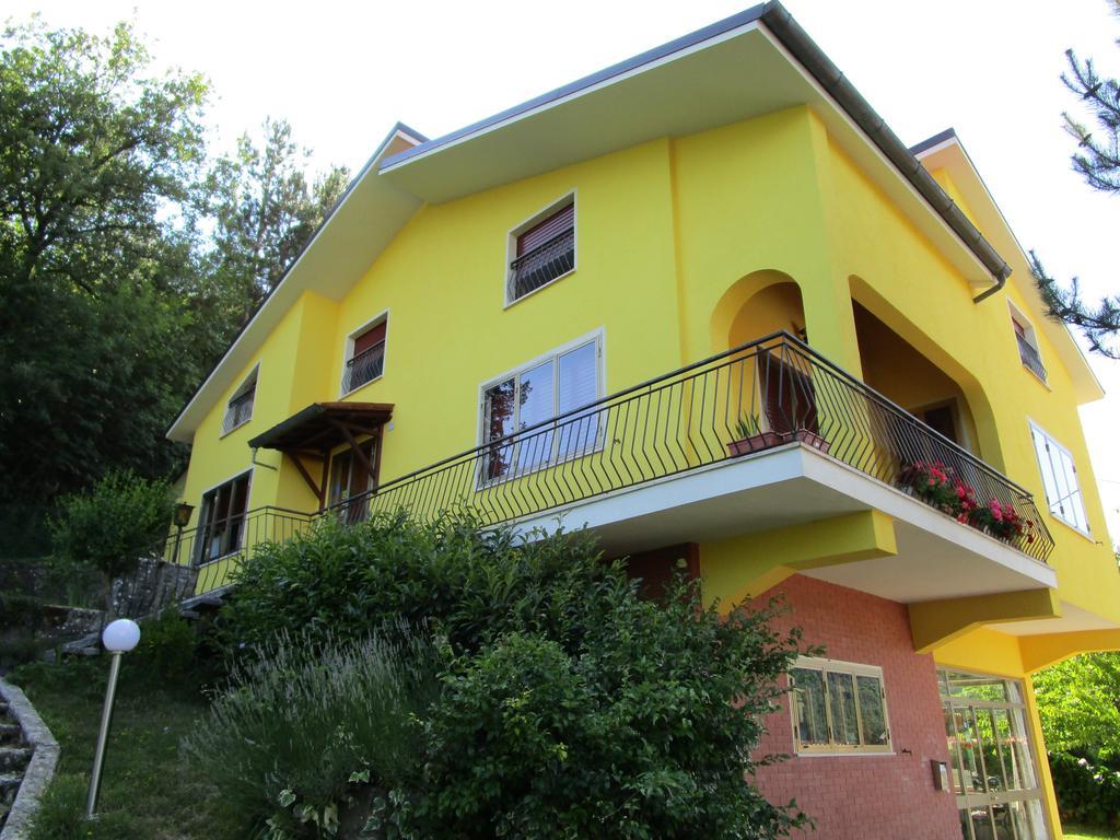 Casa Balducci Bed&Breakfast Mercatello sul Metauro Bagian luar foto