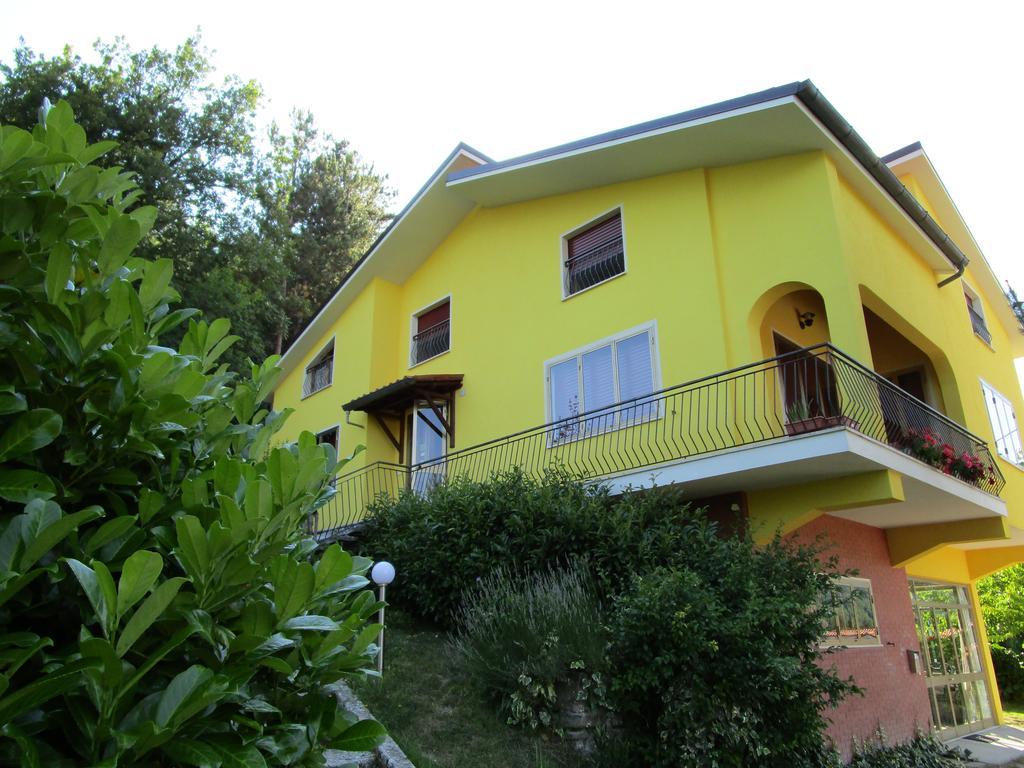 Casa Balducci Bed&Breakfast Mercatello sul Metauro Bagian luar foto