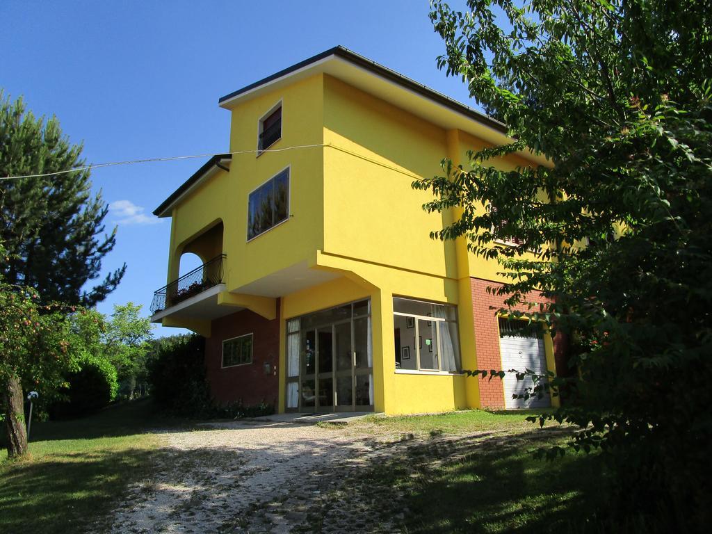 Casa Balducci Bed&Breakfast Mercatello sul Metauro Bagian luar foto