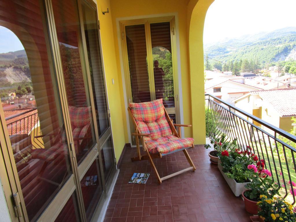 Casa Balducci Bed&Breakfast Mercatello sul Metauro Bagian luar foto